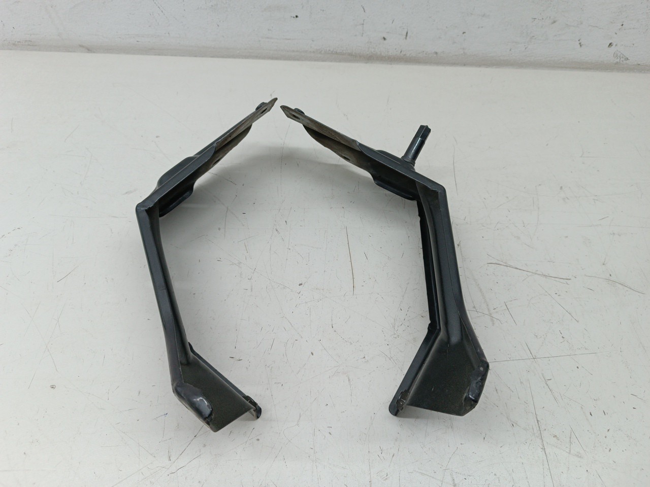 Suporte de montagem guarda lamas SEAT LEON (1P1) | 05 - 13 Imagem-4