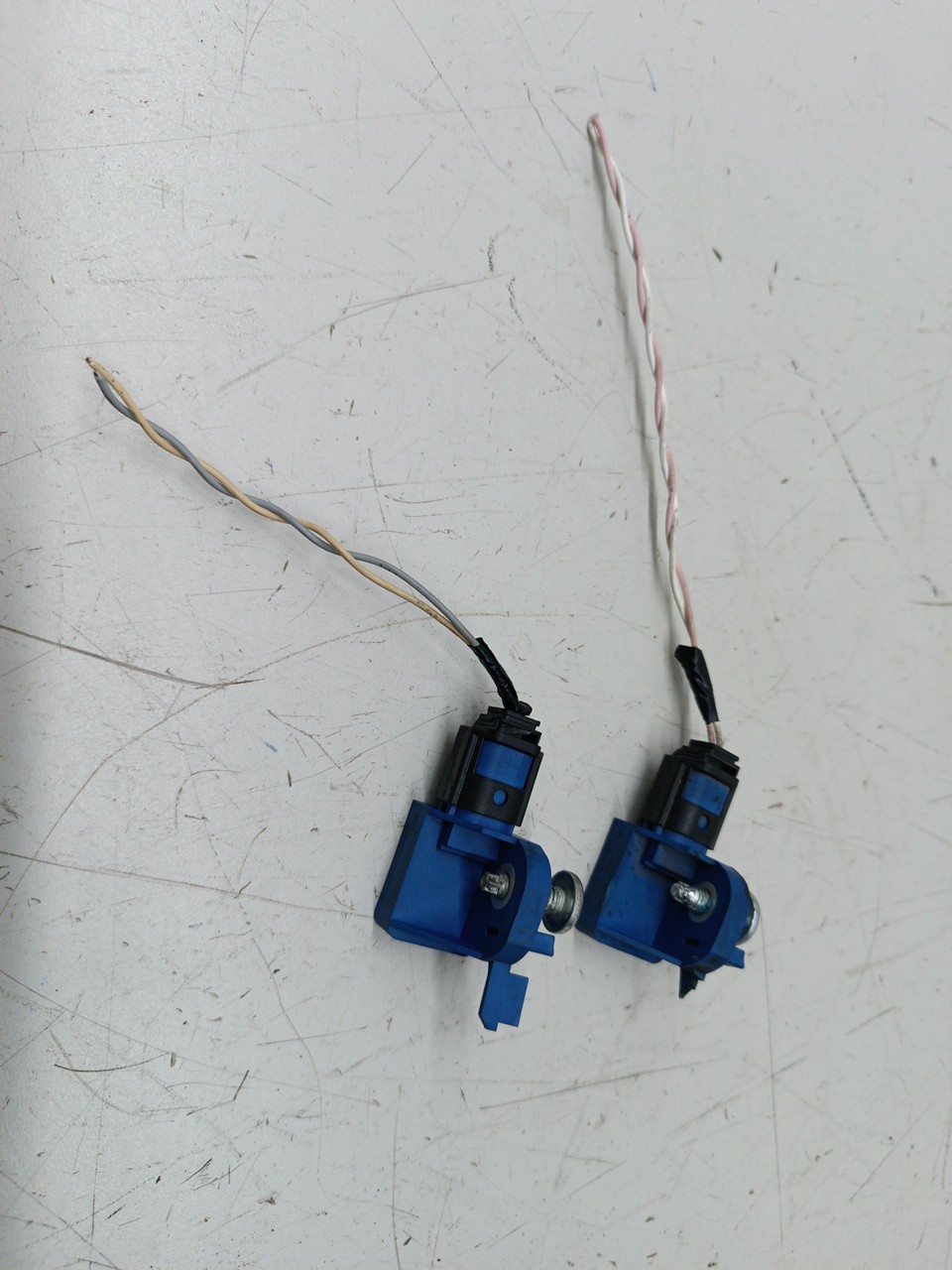 Sensores de airbag de portas frente RENAULT CLIO III (BR0/1, CR0/1) | 05 -  Imagem-1