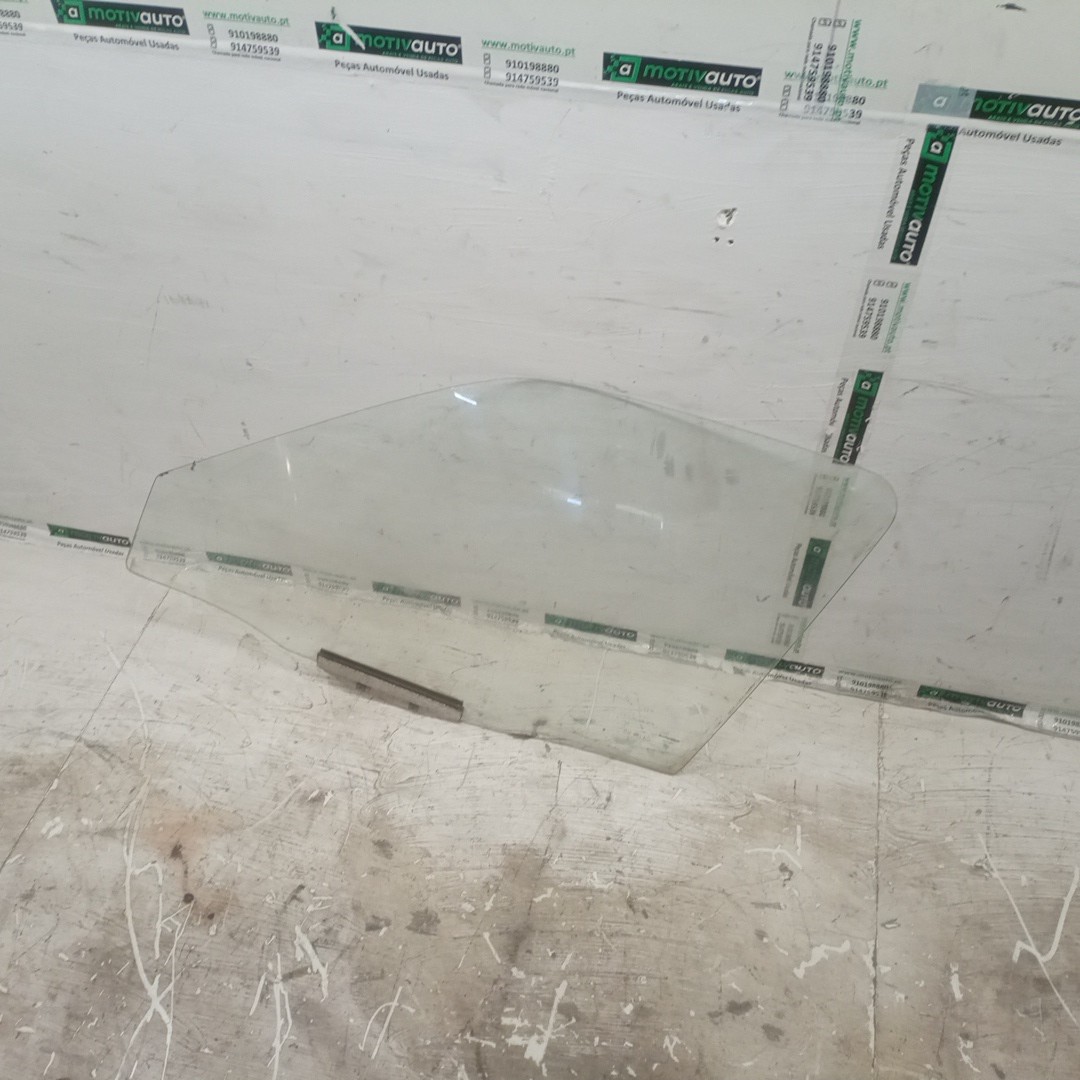 Vidro de Porta Frente Esquerdo OPEL KADETT E Hatchback (T85) | 84 - 91 Imagem-1