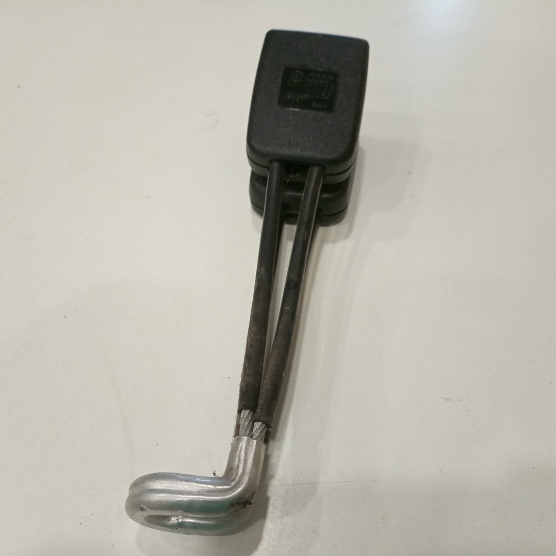Encaixe cinto traseiro SEAT IBIZA III (6K1) | 99 - 02 Imagem-1