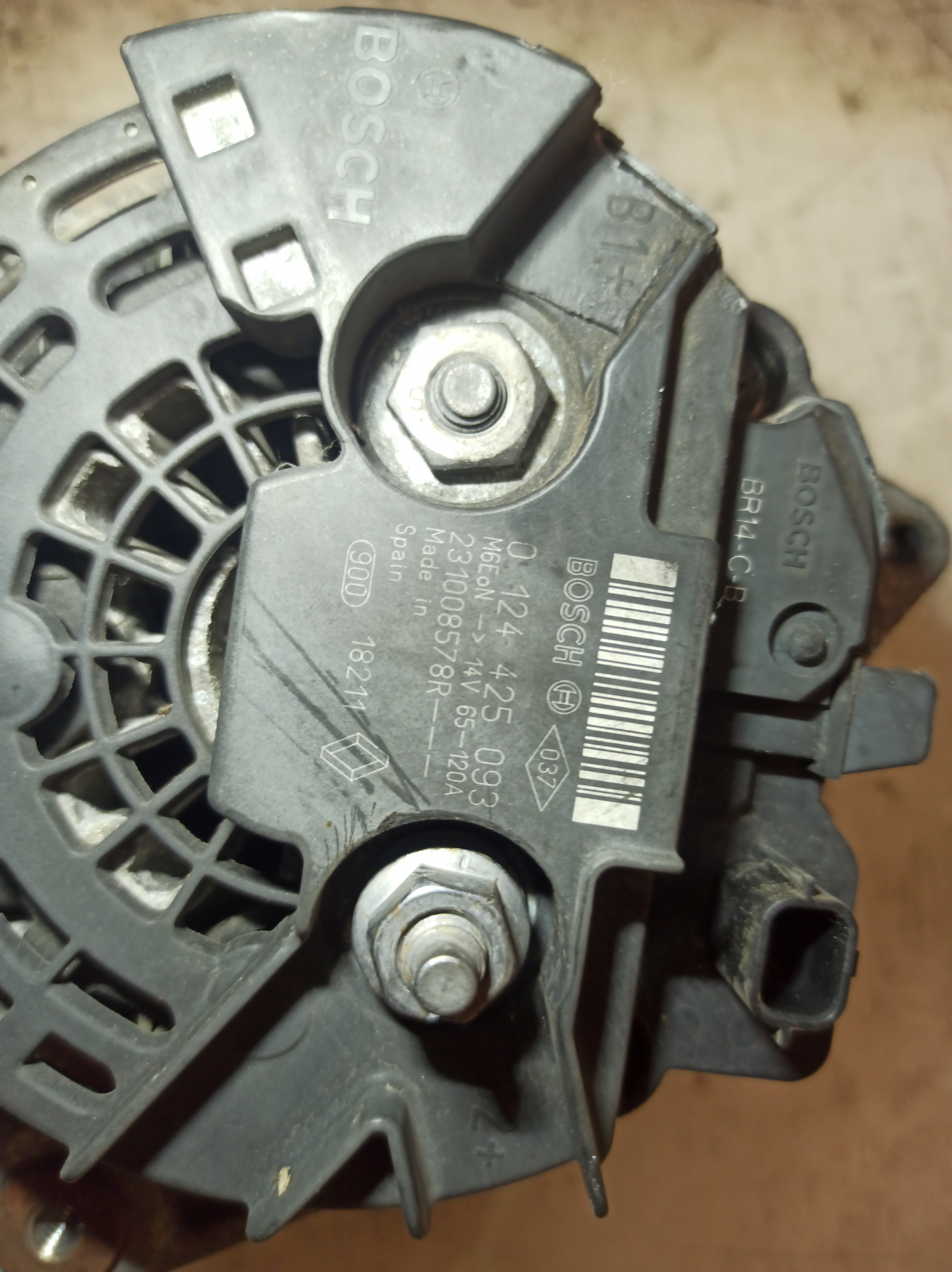 Alternador RENAULT TWINGO II (CN0_) | 07 - 