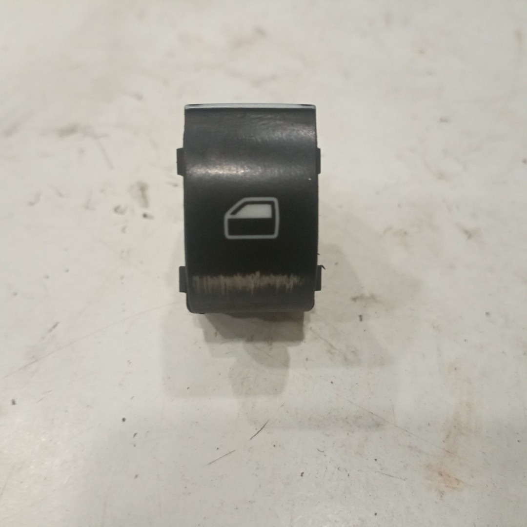 Comutador de vidro frente direito AUDI A4 Avant (8E5, B6) | 00 - 05