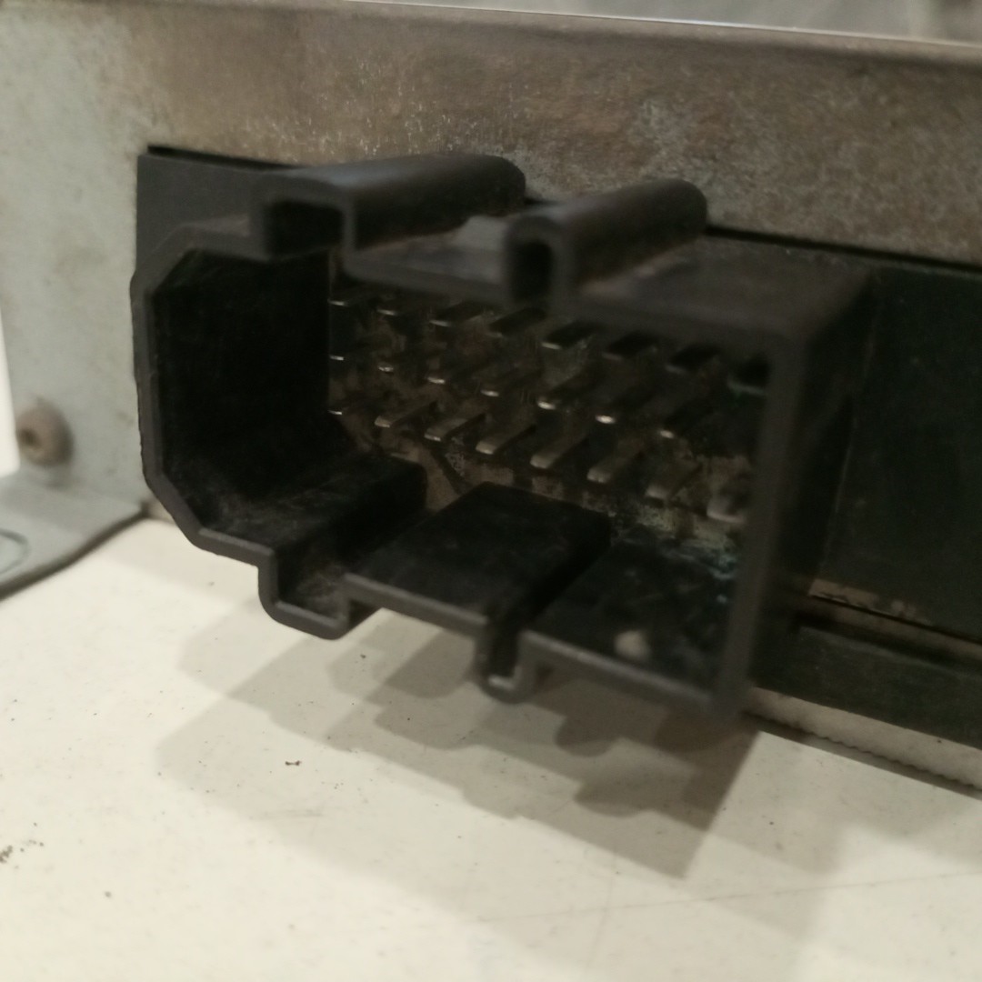 Amplificador de som AUDI A4 Avant (8E5, B6) | 00 - 05 Imagem-4