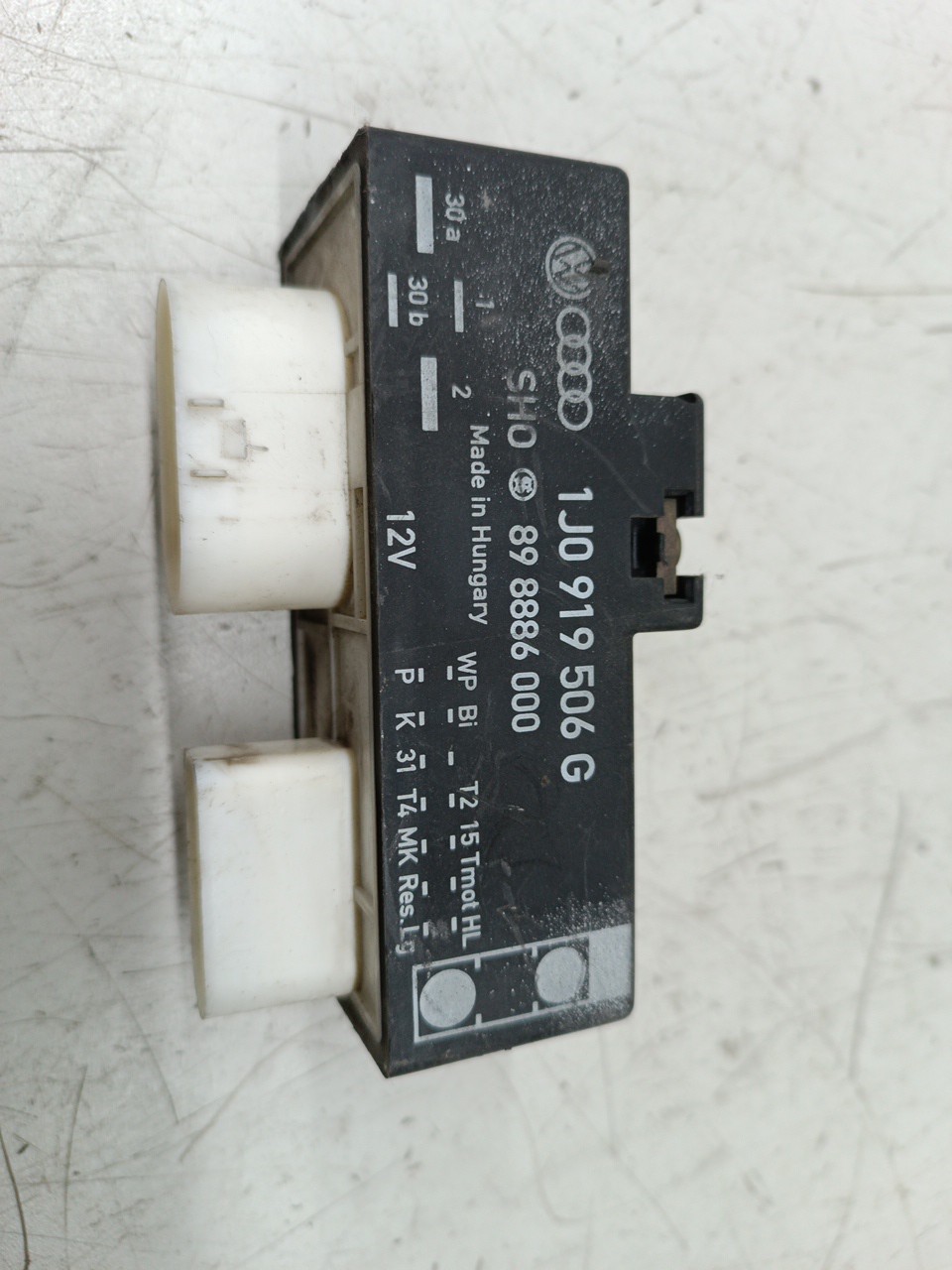 Relé Temporizador do Ventilador SEAT CORDOBA Vario (6K5) | 99 - 02 Imagem-1