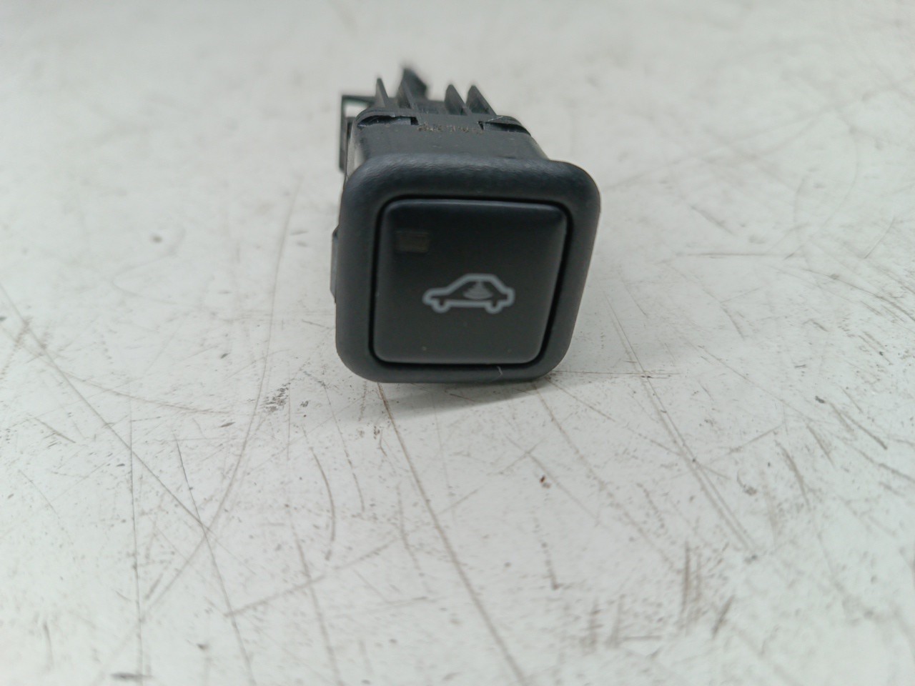 Botão de sistema antirroubo VOLKSWAGEN NEW BEETLE (9C1, 1C1) | 98 - 10