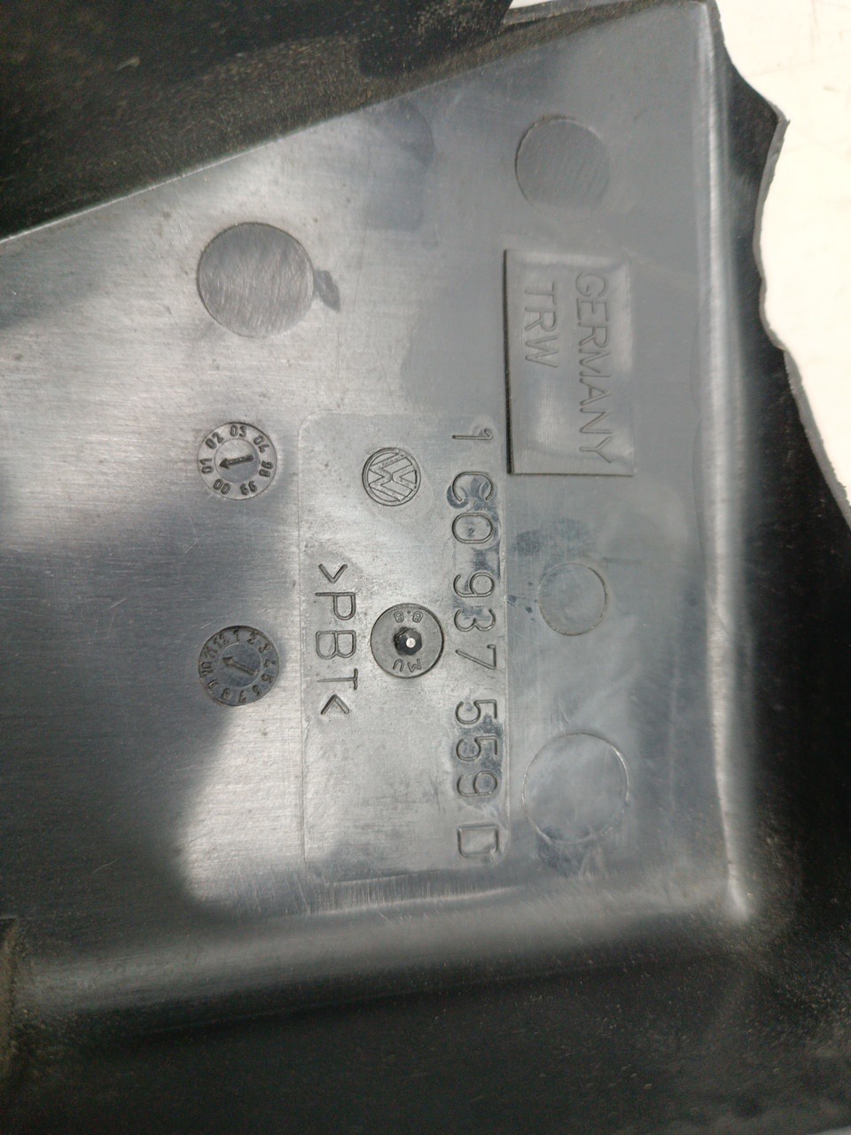 Tampa de caixa de fusiveis VOLKSWAGEN NEW BEETLE (9C1, 1C1) | 98 - 10 Imagem-4