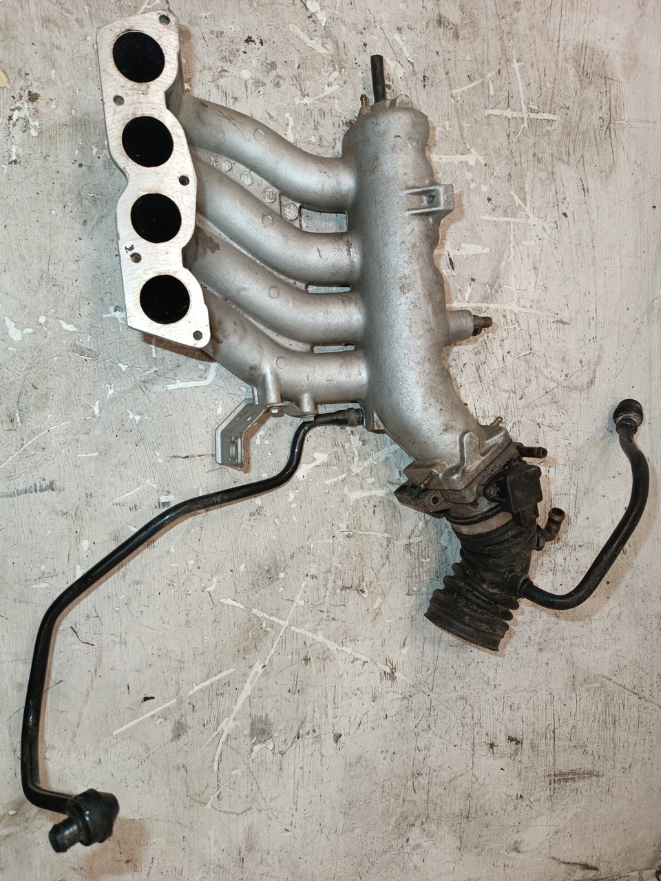 Coletor de admissão VOLVO 460 L (464) | 88 - 96