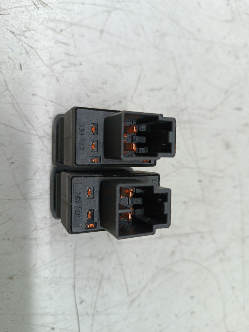 Regulador de aquecimento de banco NISSAN PRIMERA Traveller (WP11) | 96 - 02 Imagem-3
