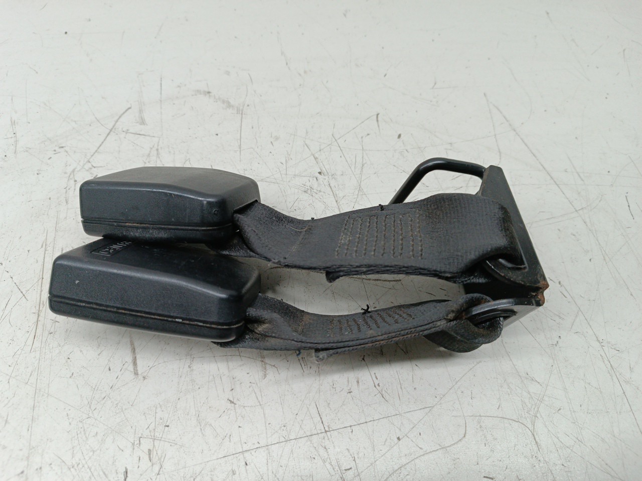 Encaixe cinto traseiro NISSAN PRIMERA Traveller (WP11) | 96 - 02