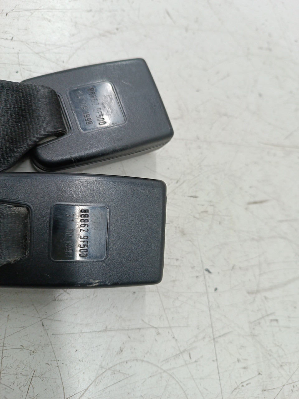 Encaixe cinto traseiro NISSAN PRIMERA Traveller (WP11) | 96 - 02 Imagem-2