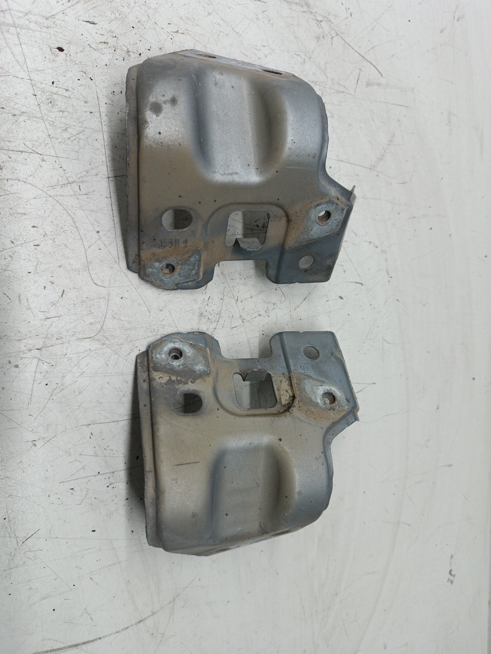 Suporte de montagem guarda lamas FIAT GRANDE PUNTO (199_) | 05 -  Imagem-2