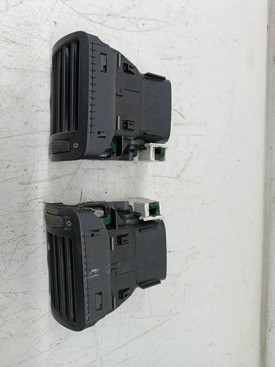 Difusor de ar VOLKSWAGEN PASSAT Variant (3B6) | 00 - 05 Imagem-1