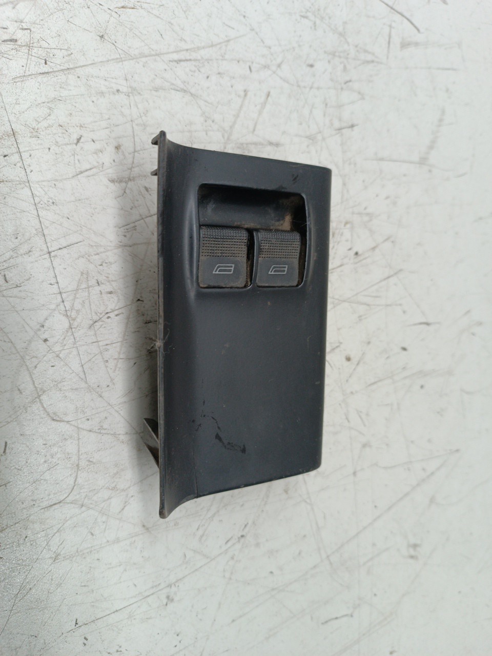 Comutador de vidro frente esquerdo VOLKSWAGEN PASSAT Variant (3B6) | 00 - 05