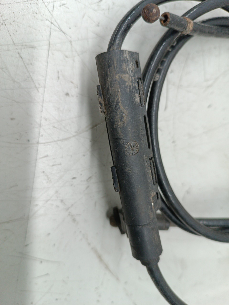 Cabo de fecho capô VOLKSWAGEN PASSAT Variant (3B6) | 00 - 05 Imagem-2