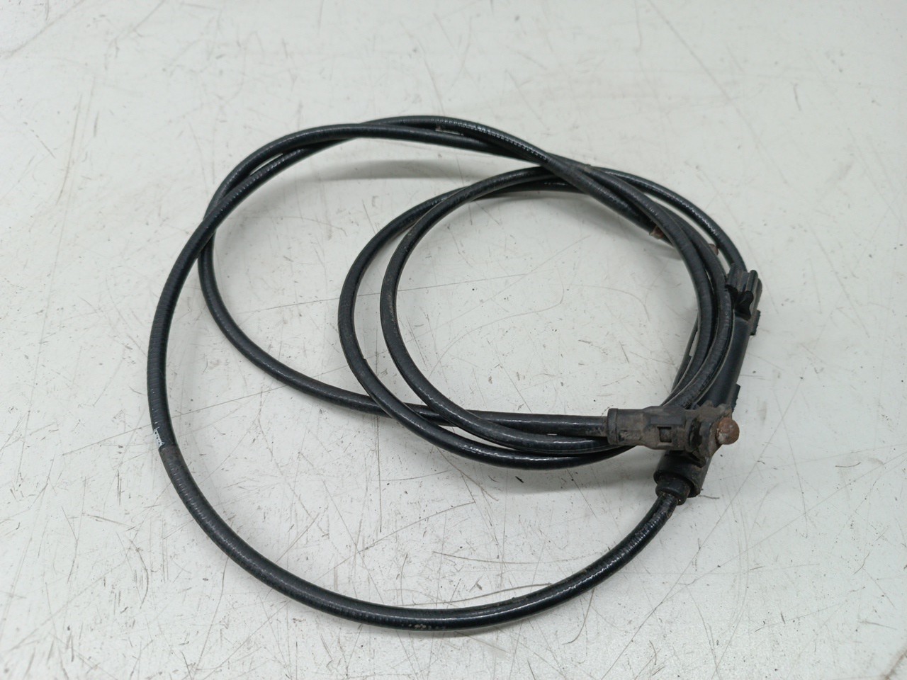 Cabo de fecho capô VOLKSWAGEN PASSAT Variant (3B6) | 00 - 05 Imagem-4