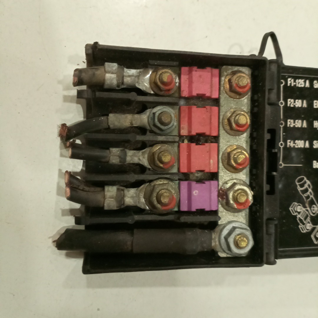 Módulo de fusíveis de bateria MERCEDES-BENZ SLK (R170) | 96 - 04 Imagem-1
