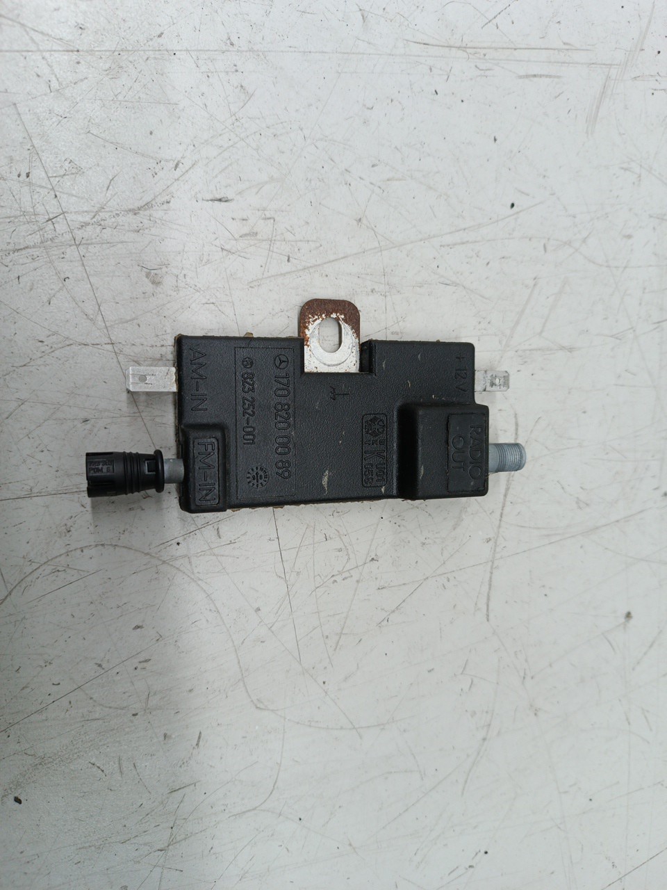 Amplificador de antena MERCEDES-BENZ SLK (R170) | 96 - 04 Imagem-4