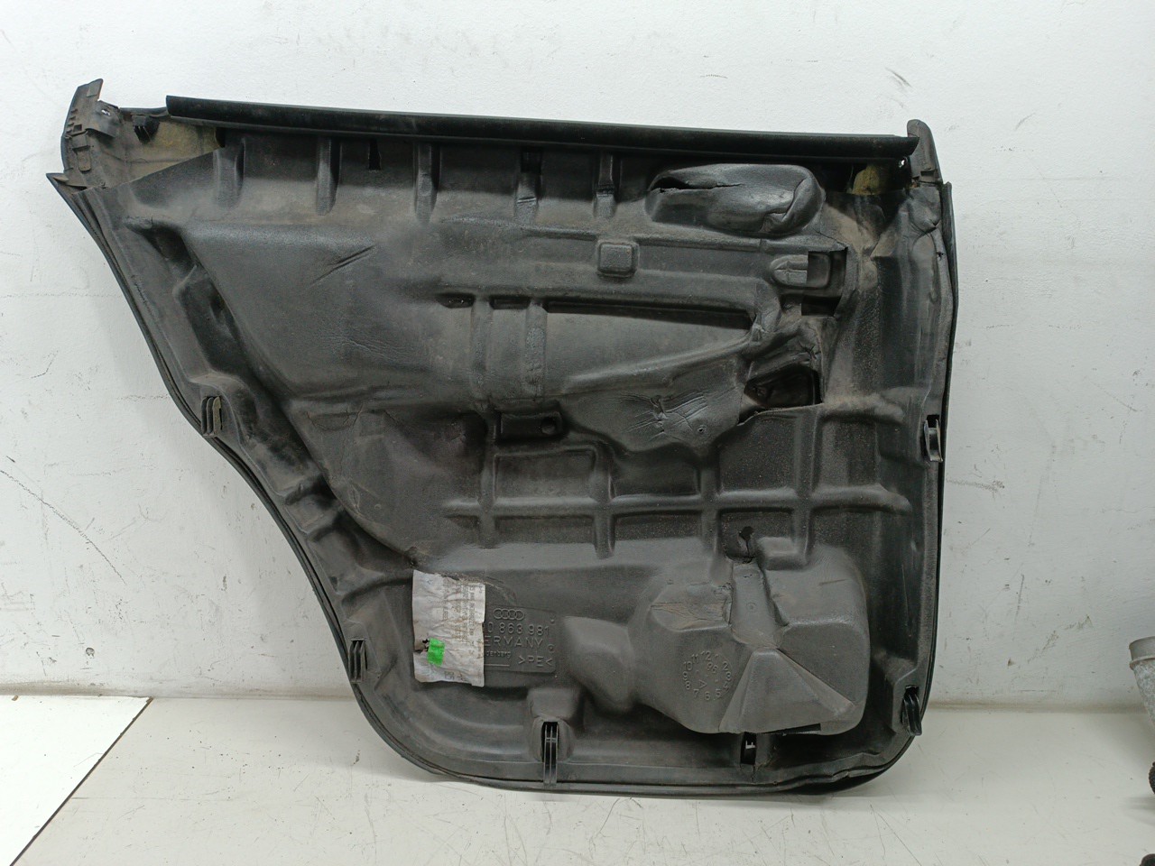 Quartela de porta trás esquerda AUDI A4 Avant (8D5, B5) | 94 - 02 Imagem-1