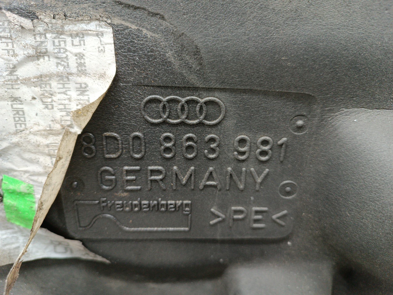Quartela de porta trás esquerda AUDI A4 Avant (8D5, B5) | 94 - 02 Imagem-2
