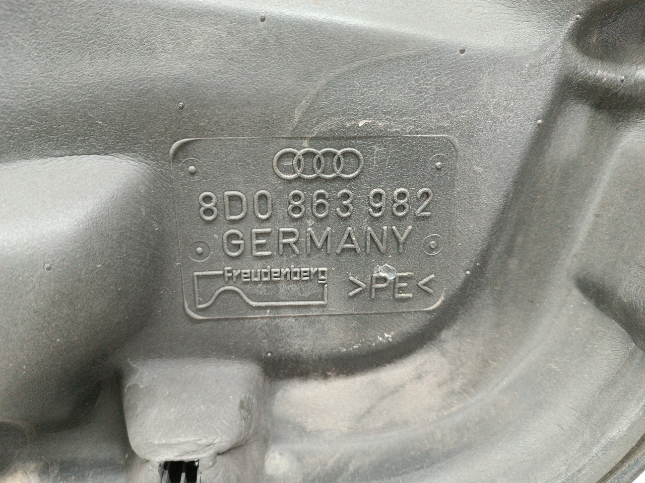 Quartela de porta trás direita AUDI A4 Avant (8D5, B5) | 94 - 02 Imagem-2