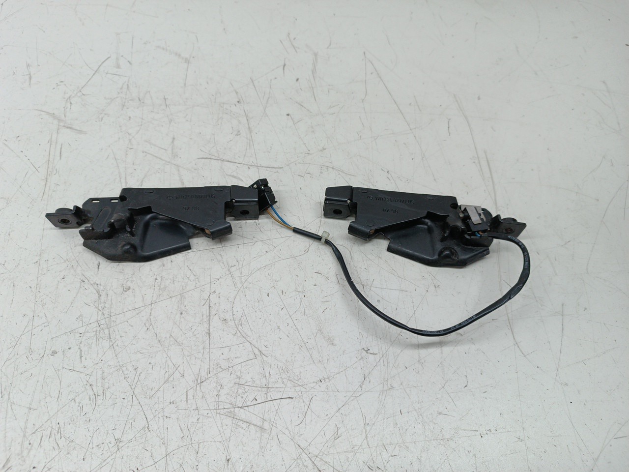 Fecho de capota MERCEDES-BENZ SLK (R170) | 96 - 04