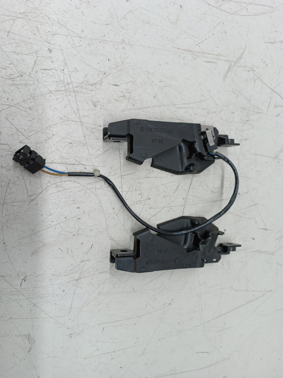 Fecho de capota MERCEDES-BENZ SLK (R170) | 96 - 04 Imagem-4