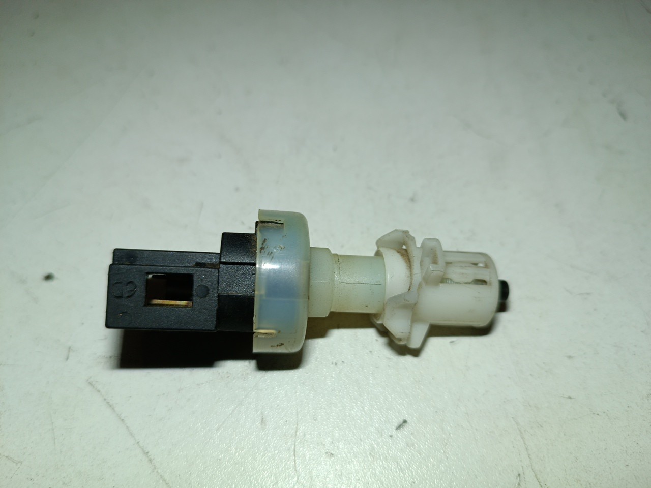 Sensor do pedal de travão FIAT PUNTO (176_) | 93 - 99 Imagem-4