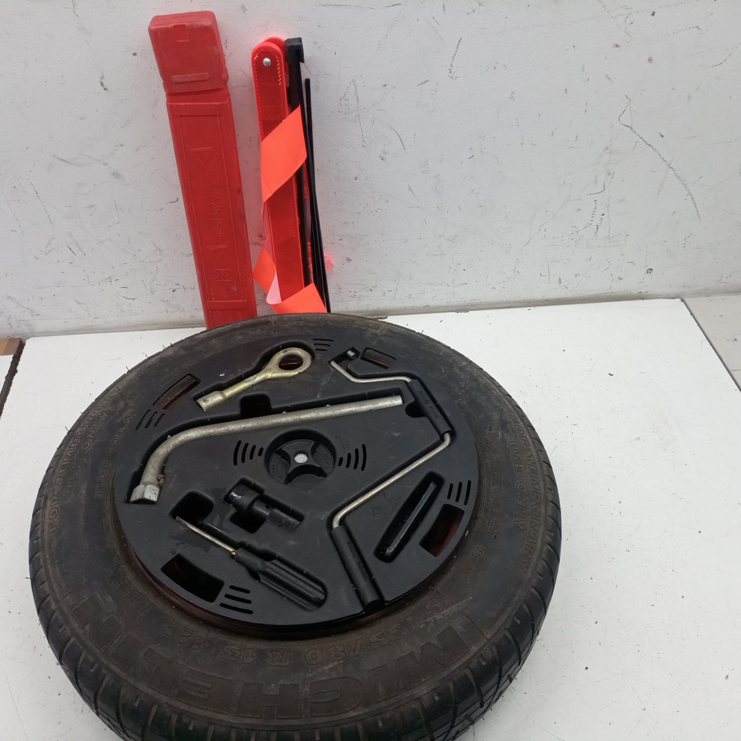 Kit pneu suplente FIAT PUNTO (176_) | 93 - 99 Imagem-4