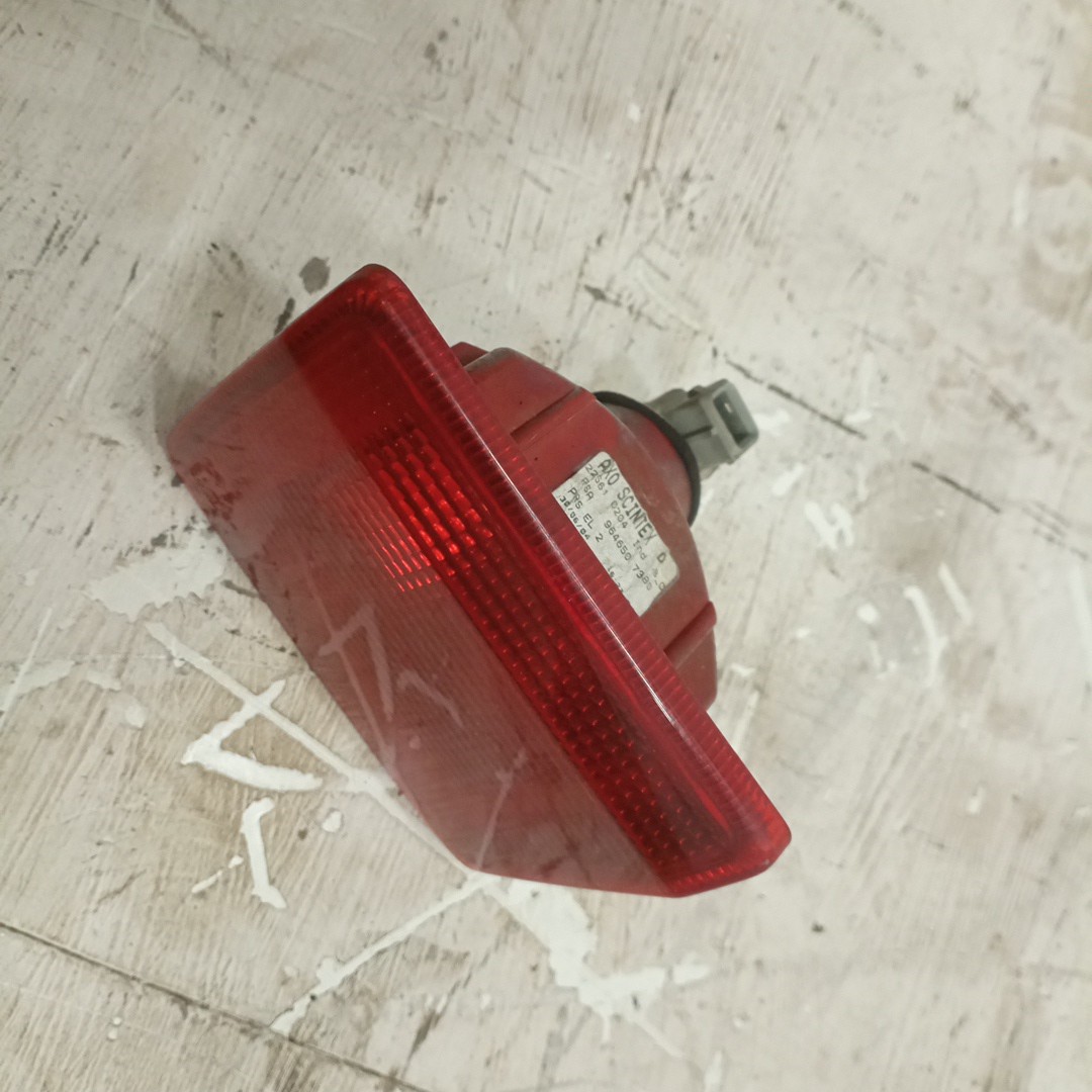 Farol de Nevoeiro PEUGEOT 407 SW (6E_) | 04 - 11 Imagem-2