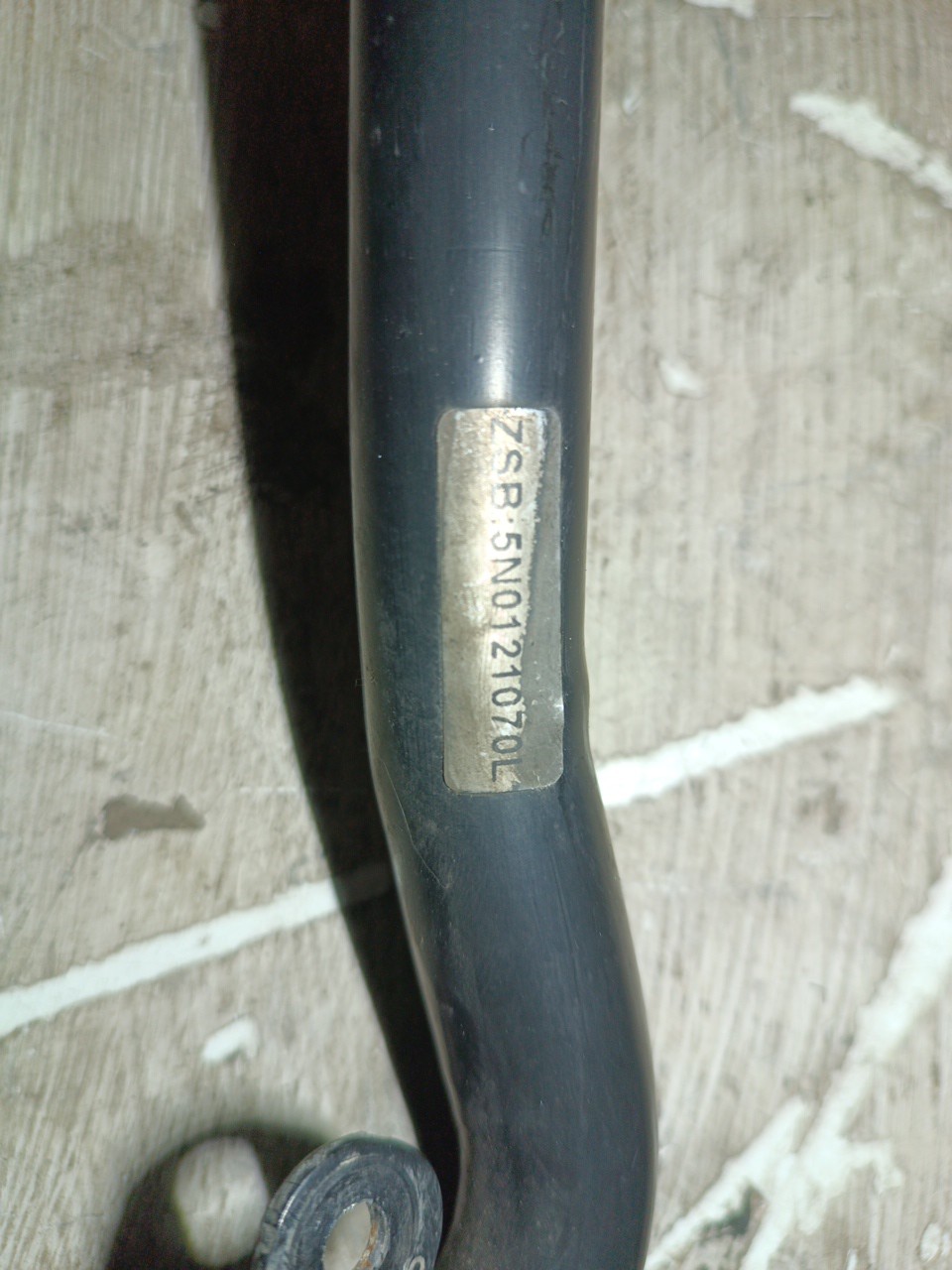 Tubo de Água VOLKSWAGEN GOLF VI (5K1) | 08 - 14 Imagem-2