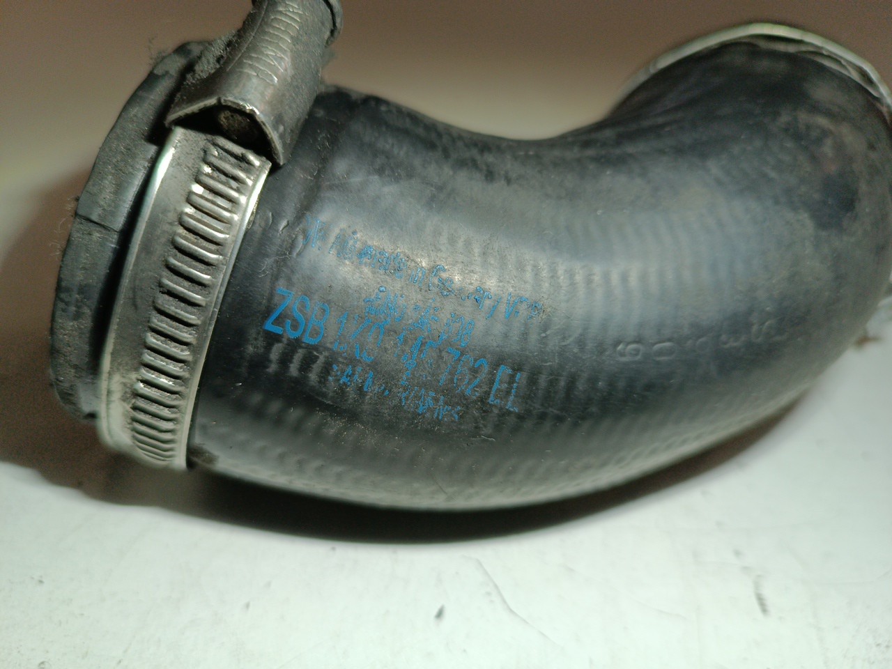 Tubagem do Intercooler VOLKSWAGEN GOLF VI (5K1) | 08 - 14 Imagem-1
