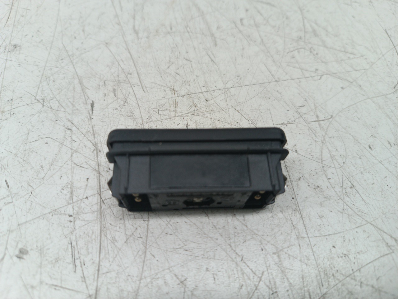 Botão dos 4 piscas BMW 3 Compact (E36) | 94 - 00 Imagem-1