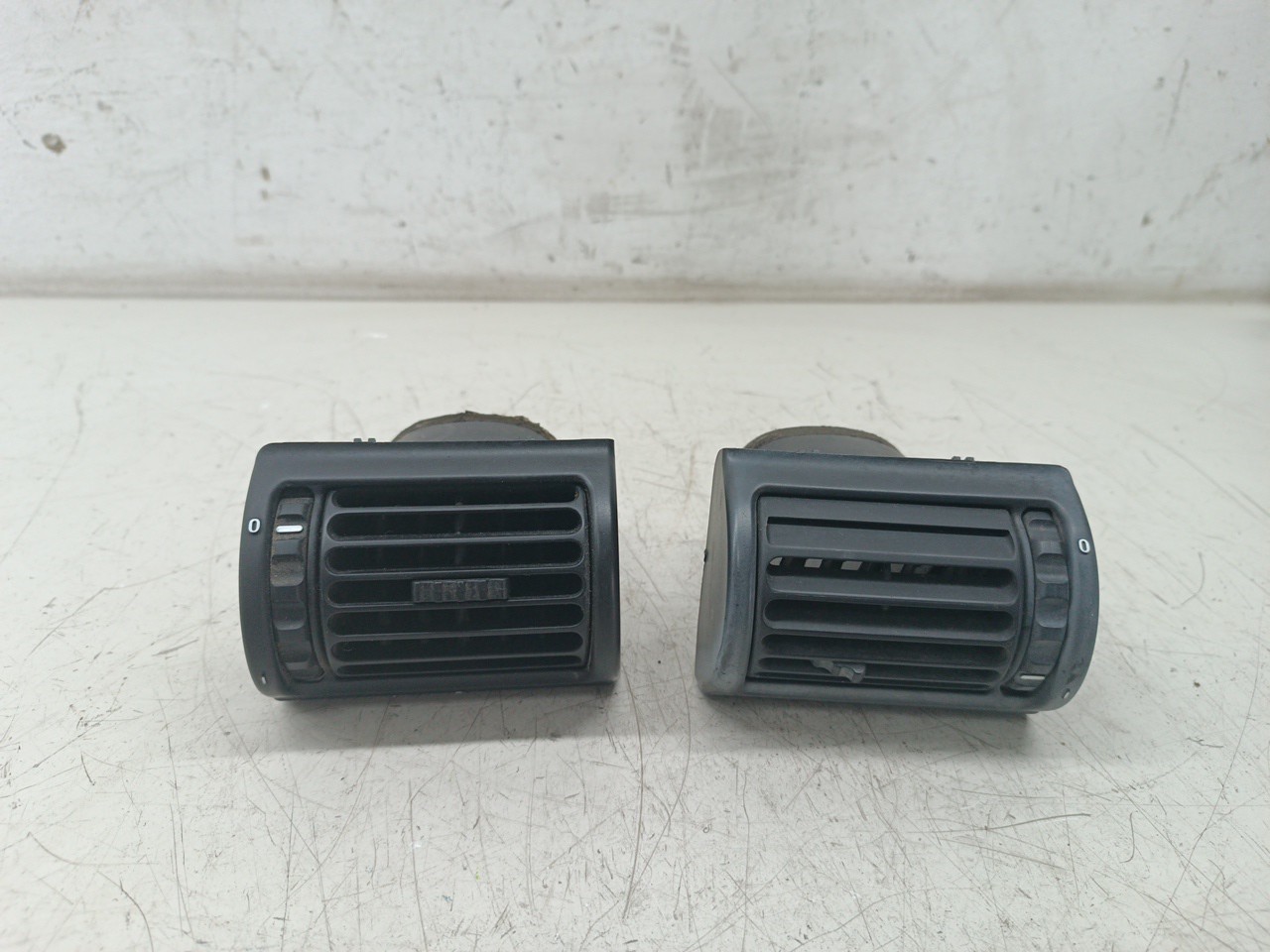 Difusor de ar BMW 3 Compact (E36) | 94 - 00 Imagem-4