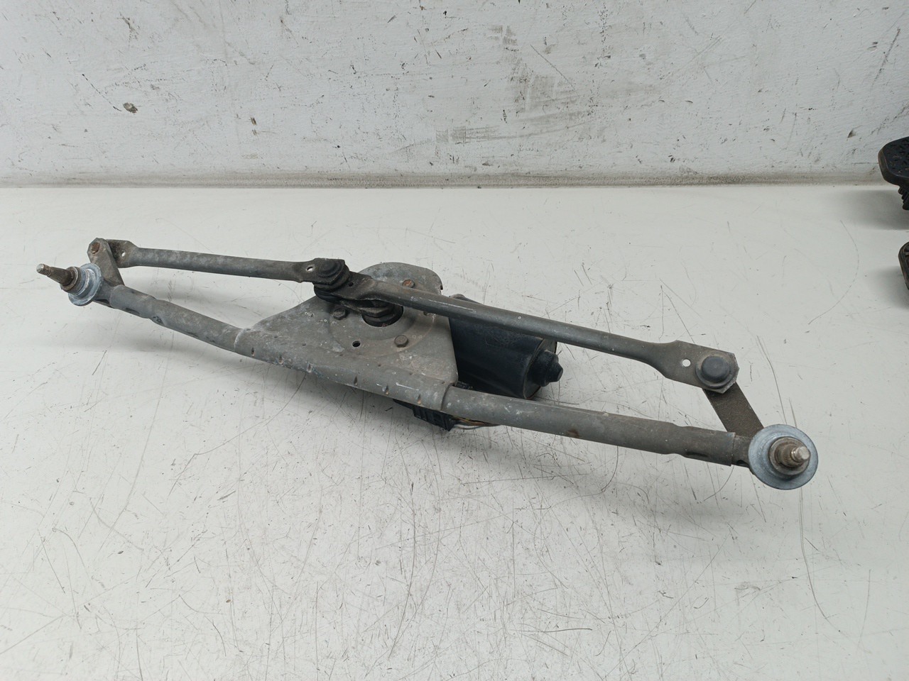 Motor do Limpa Para-Brisas BMW 3 Compact (E36) | 94 - 00 Imagem-2