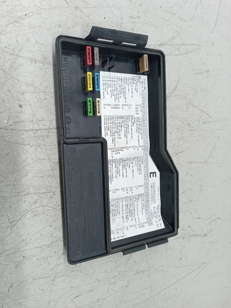 Tampa de caixa de fusiveis BMW 3 Compact (E36) | 94 - 00