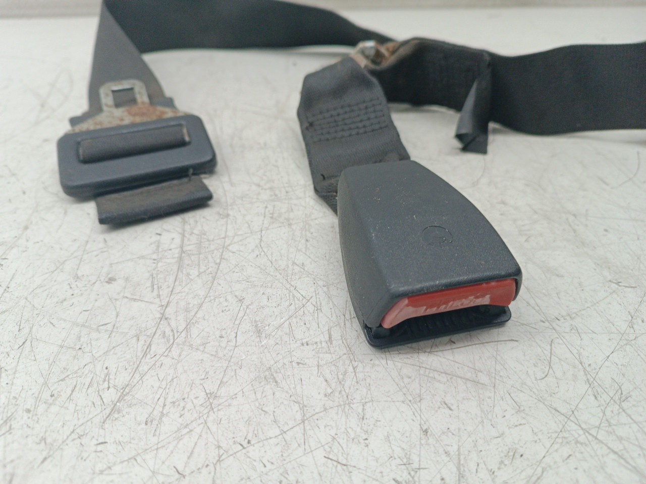 Cinto traseiro central BMW 3 Compact (E36) | 94 - 00 Imagem-2