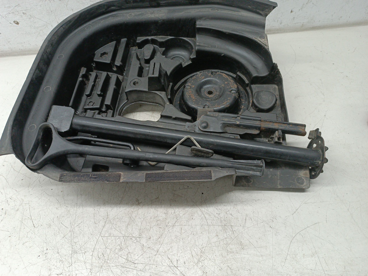 Kit de troca de pneu BMW 3 Compact (E36) | 94 - 00 Imagem-3