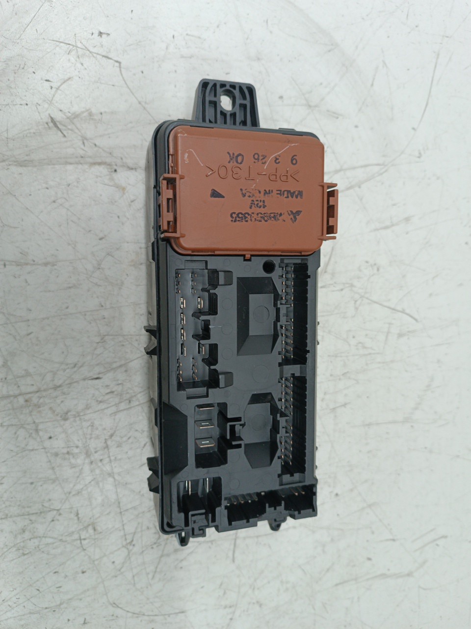 Unidade de control MITSUBISHI SPACE STAR Veículo multiuso (DG_A) | 98 - 04 Imagem-1