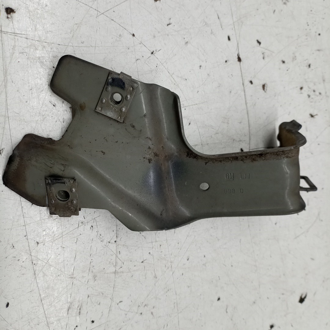 Suporte de montagem guarda lamas OPEL INSIGNIA A (G09) | 08 - 17