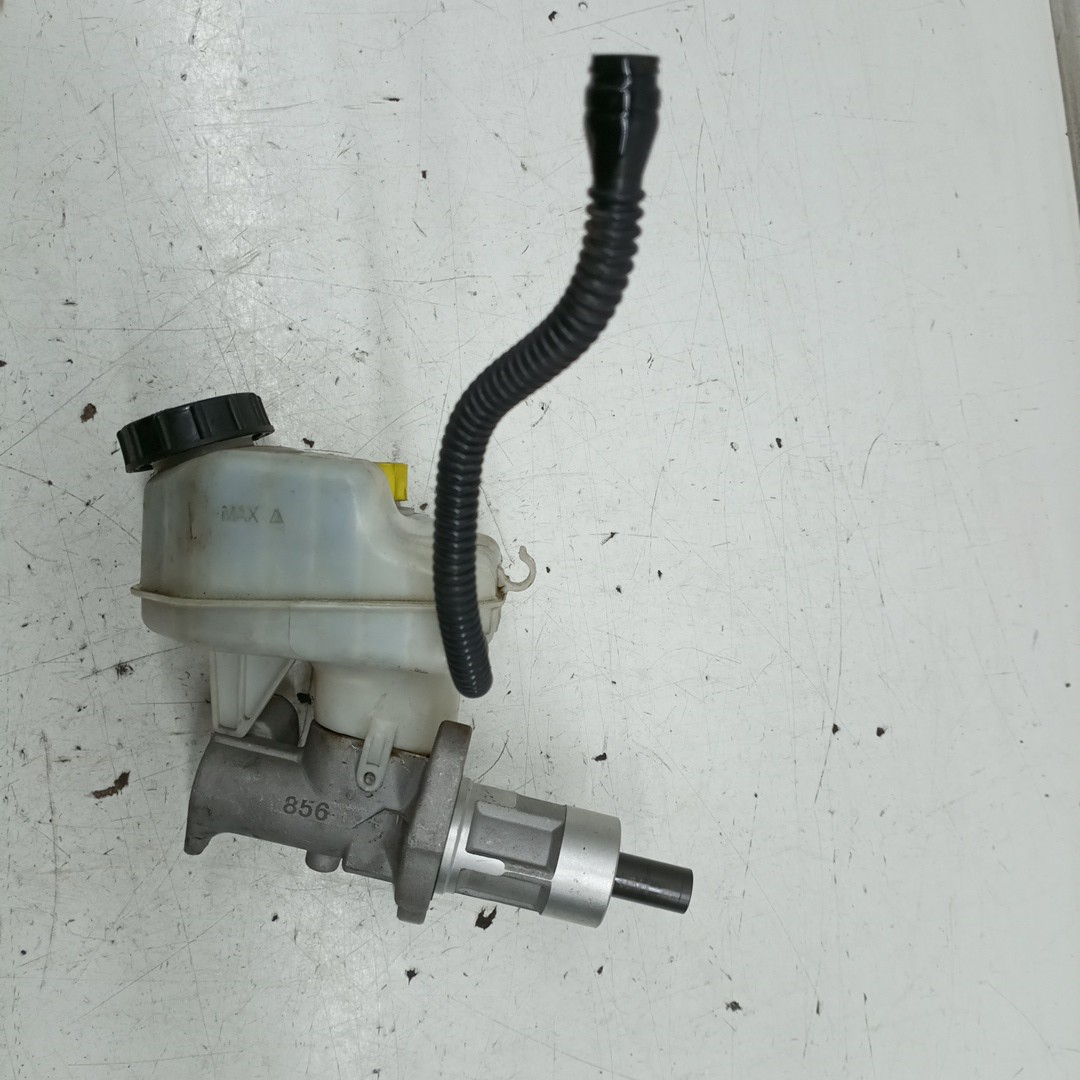 Bomba de travão OPEL INSIGNIA A (G09) | 08 - 17 Imagem-3