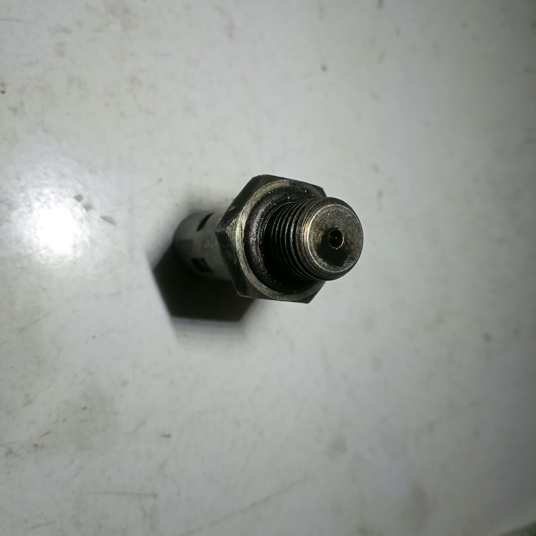 Sensor de Pressão do Óleo RENAULT CLIO II (BB_, CB_) | 98 -  Imagem-2