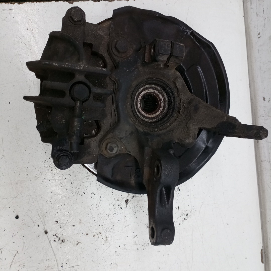 Manga de Eixo Frente Esquerda MITSUBISHI SPACE STAR Veículo multiuso (DG_A) | 98 - 04