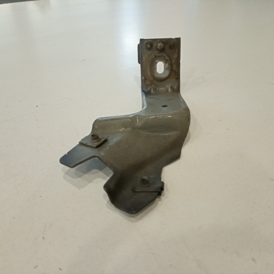 Suporte de montagem guarda lamas OPEL INSIGNIA A (G09) | 08 - 17 Imagem-4