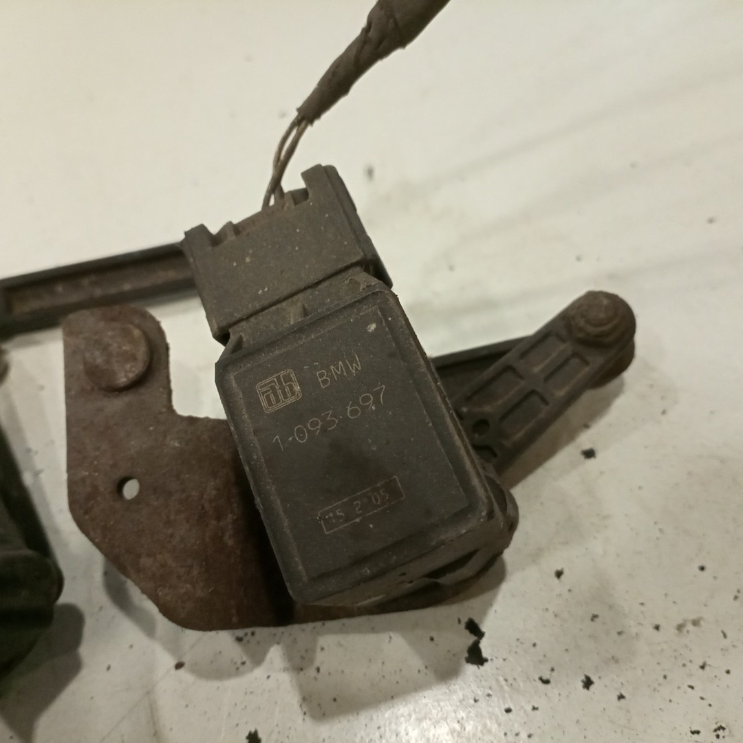 Nivelador de Ótica BMW 5 Touring (E61) | 04 - 10 Imagem-1