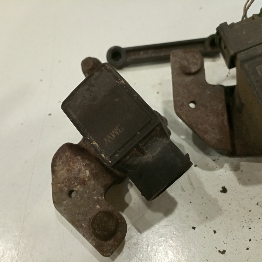 Nivelador de Ótica BMW 5 Touring (E61) | 04 - 10 Imagem-2