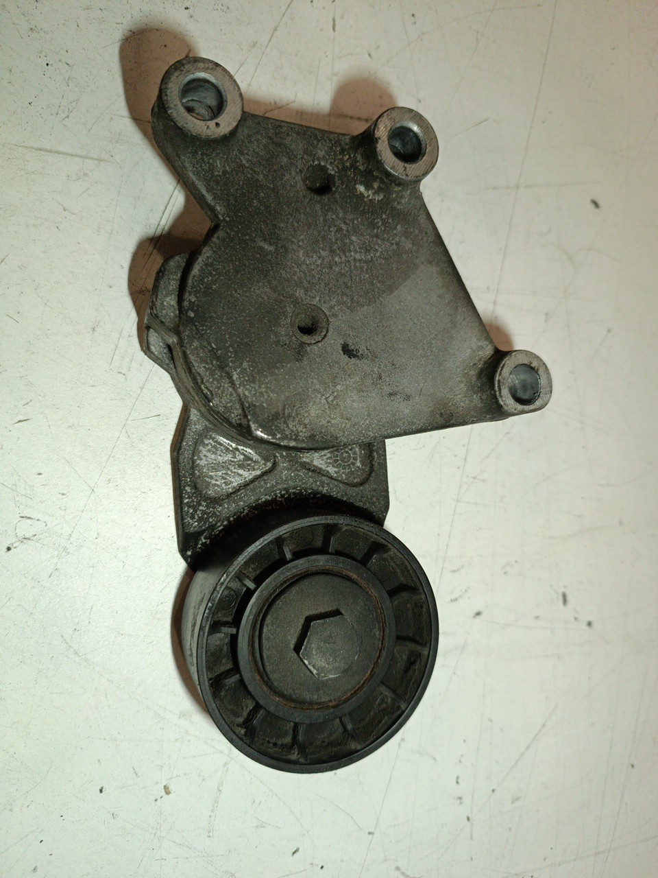 Rolo tensor, correia trapezoidal PEUGEOT 307 (3A/C) | 00 - 12 Imagem-4