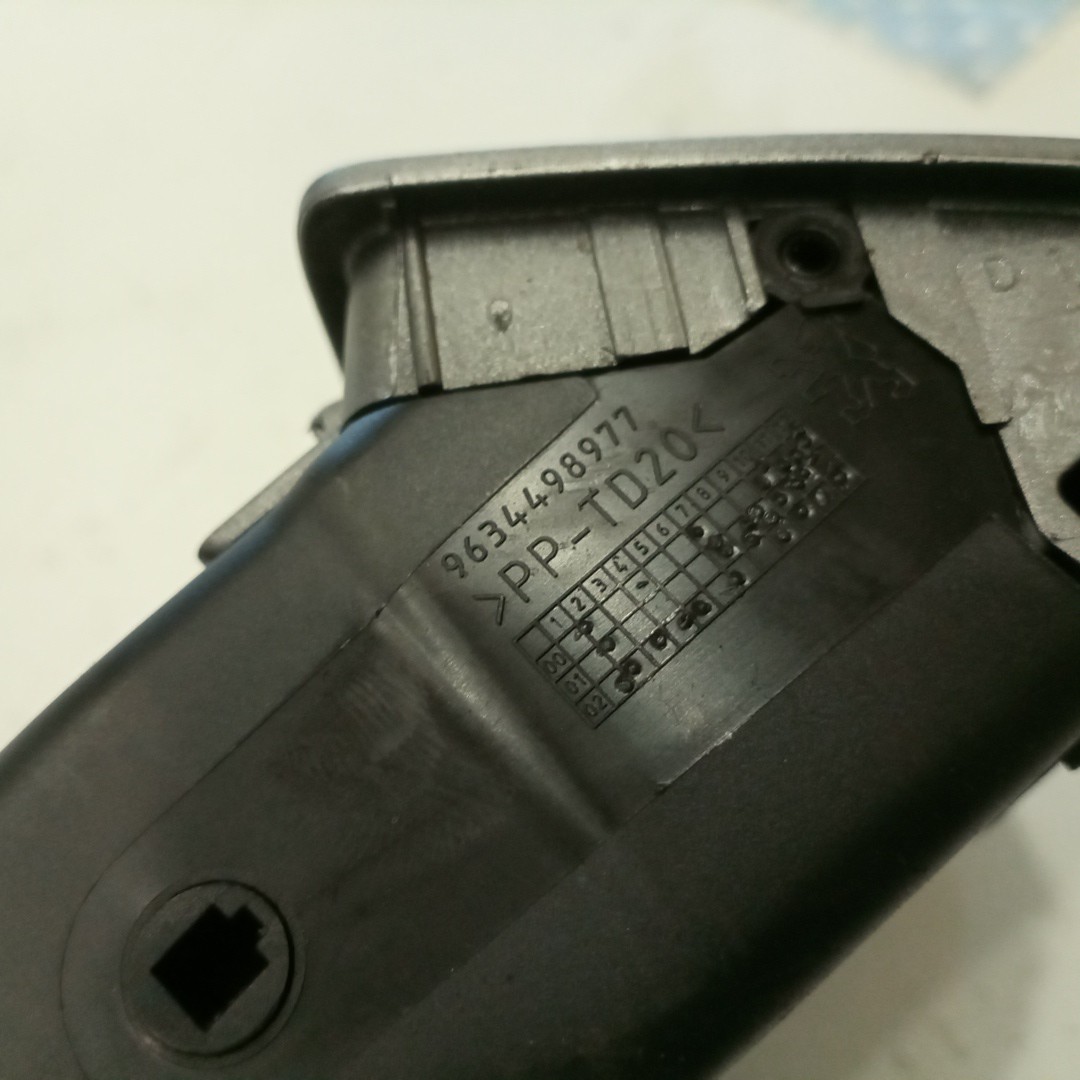 Difusor de ar PEUGEOT 307 (3A/C) | 00 - 12 Imagem-3
