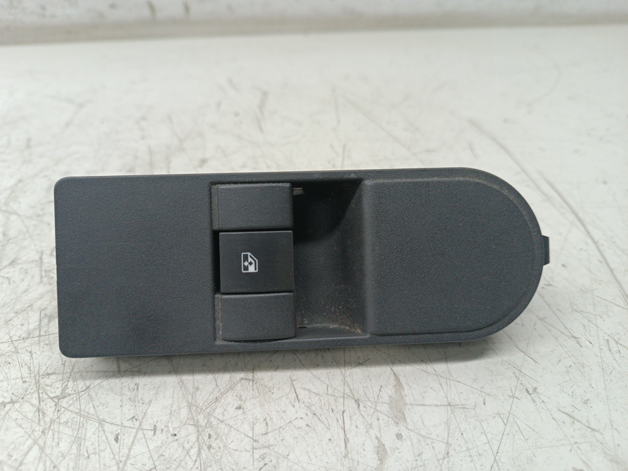 Comutador de vidro frente direito VAUXHALL ZAFIRA II (B) (A05) | 05 - 14