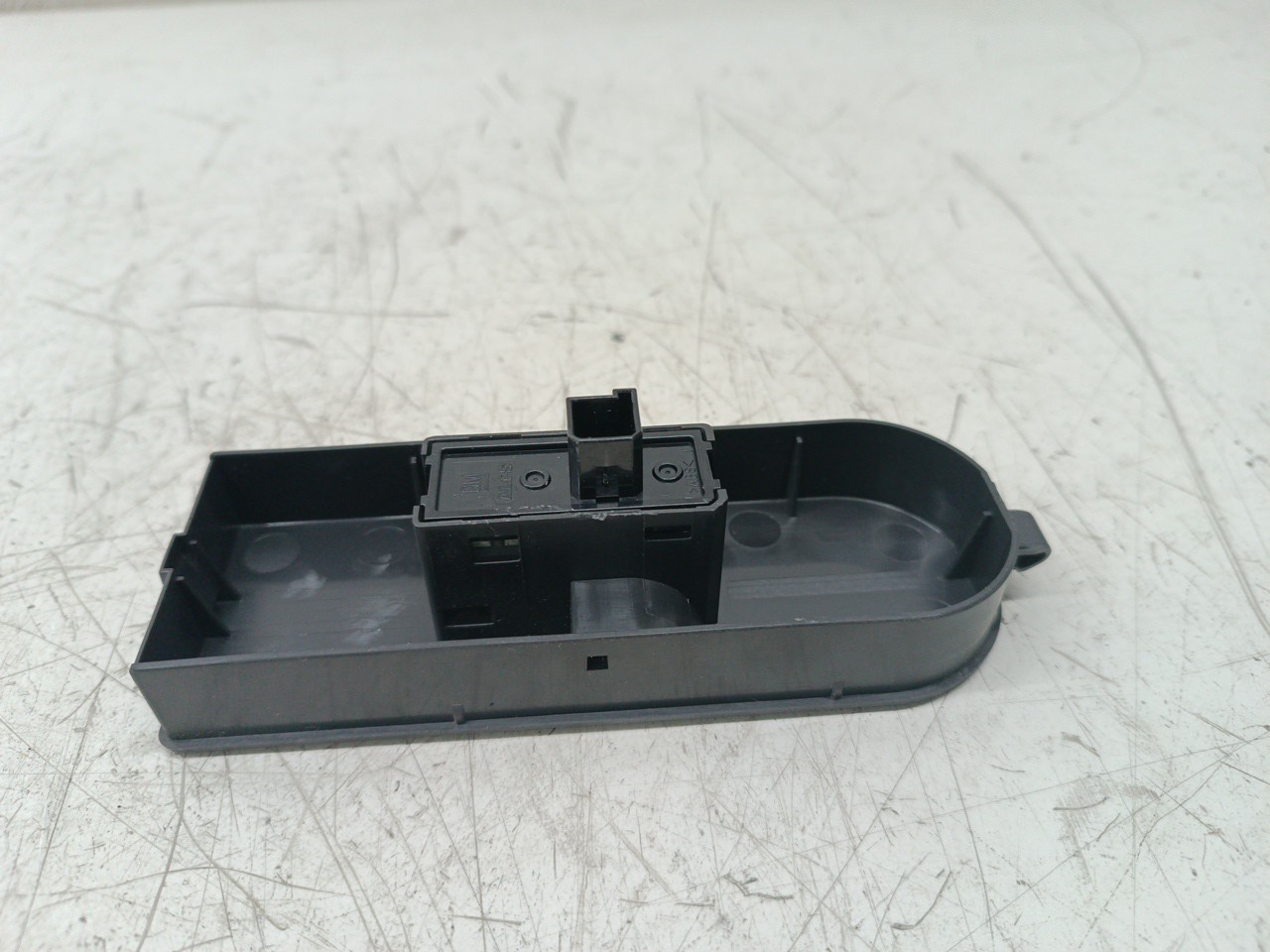 Comutador de vidro frente direito VAUXHALL ZAFIRA II (B) (A05) | 05 - 14 Imagem-1