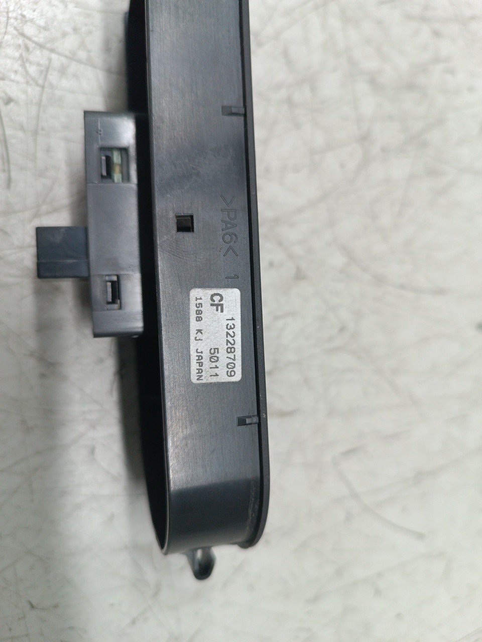 Comutador de vidro frente direito VAUXHALL ZAFIRA II (B) (A05) | 05 - 14 Imagem-3